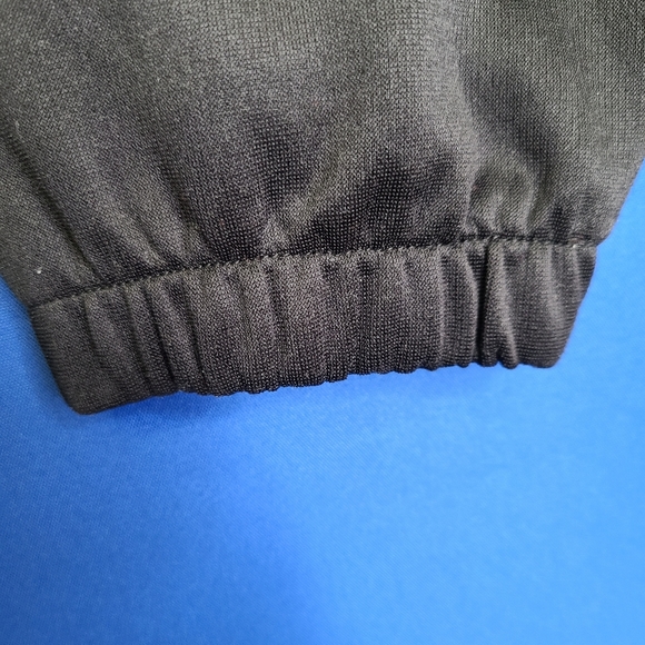 Champion black and white zip up - Picture 4 of 8